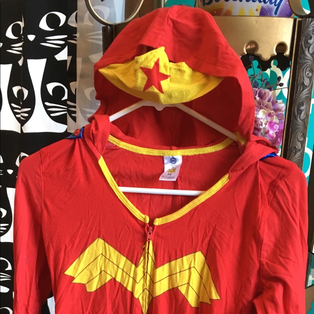 Wonder Woman "Undergirl" Costume PJs, Women's Sz M